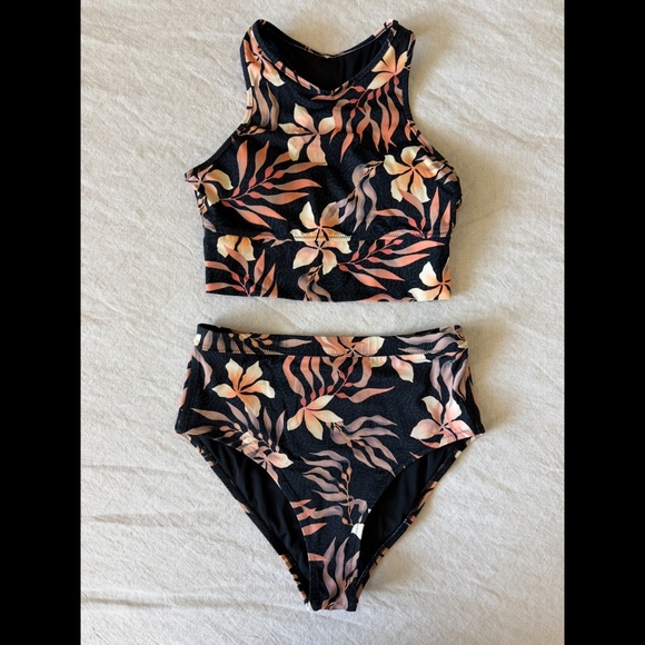 NWOT Billabong Coral Gardeners Hawaii Bikini Set - Multi / S/8 - Picture 2 of 6